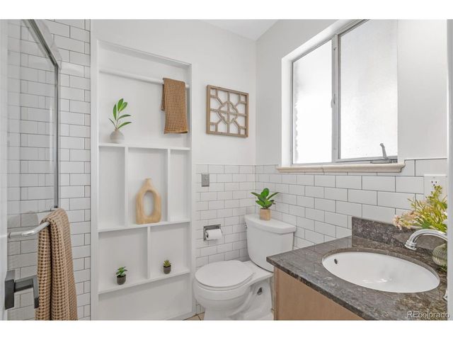 1020 S Vance St, Lakewood, CO 80226