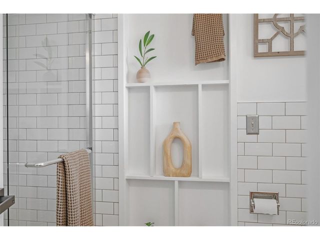 1020 S Vance St, Lakewood, CO 80226