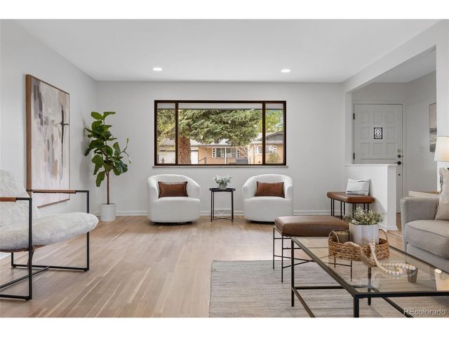 1020 S Vance St, Lakewood, CO 80226