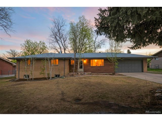 1020 S Vance St, Lakewood, CO 80226