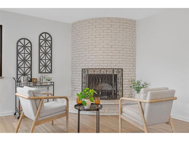 1020 S Vance St, Lakewood, CO 80226