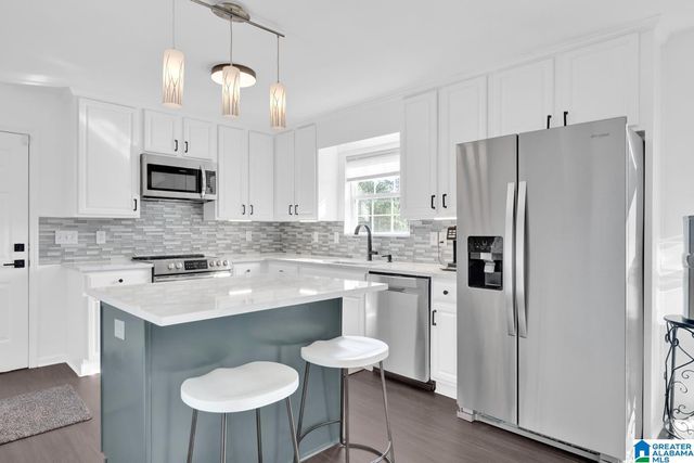 1002 LONG LEAF TRAIL, Warrior, AL 35180