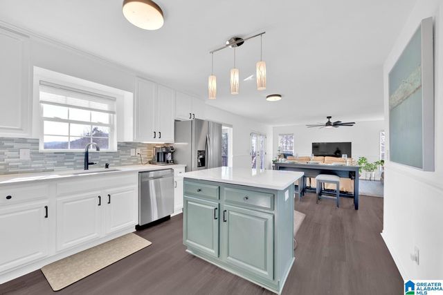 1002 LONG LEAF TRAIL, Warrior, AL 35180