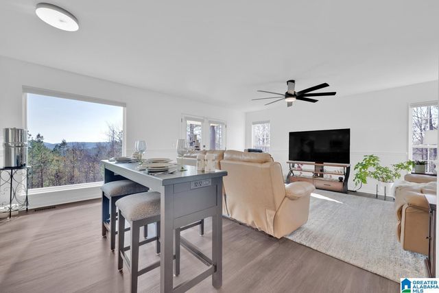 1002 LONG LEAF TRAIL, Warrior, AL 35180