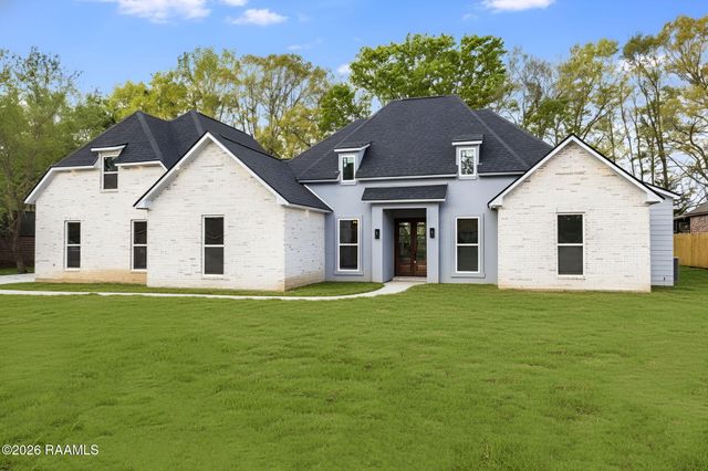 141 Rue De Hunter, Opelousas, LA 70570