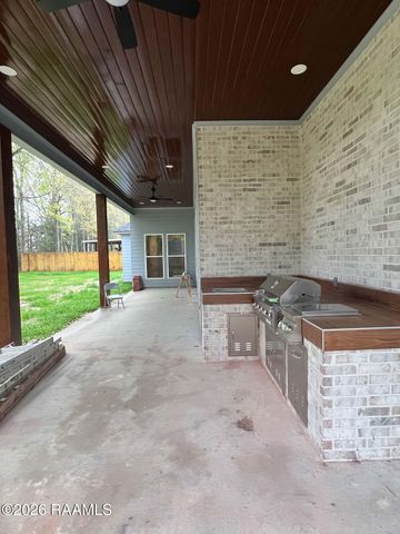 141 Rue De Hunter, Opelousas, LA 70570