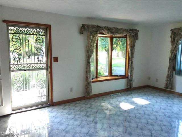 4120 Burkey Road, Austintown, OH 44515
