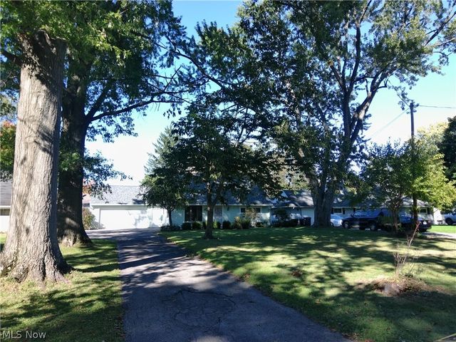 4120 Burkey Road, Austintown, OH 44515