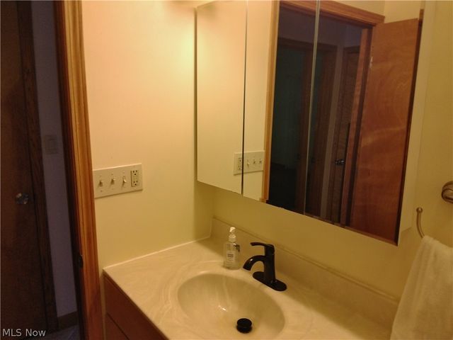 4120 Burkey Road, Austintown, OH 44515