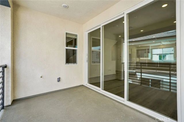 1687 Coral Sea Lane, San Pedro, CA 90731