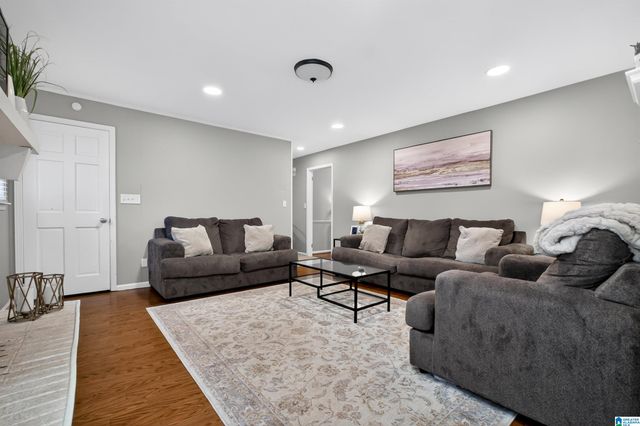 233 CALIENTE DRIVE, Hoover, AL 35226