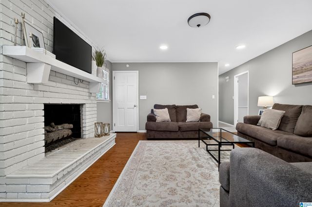 233 CALIENTE DRIVE, Hoover, AL 35226