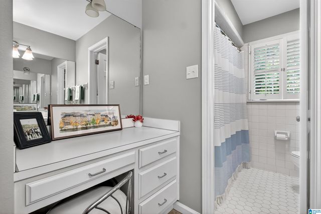 233 CALIENTE DRIVE, Hoover, AL 35226