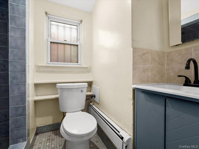 6507 181st Street, Fresh Meadows, NY 11365