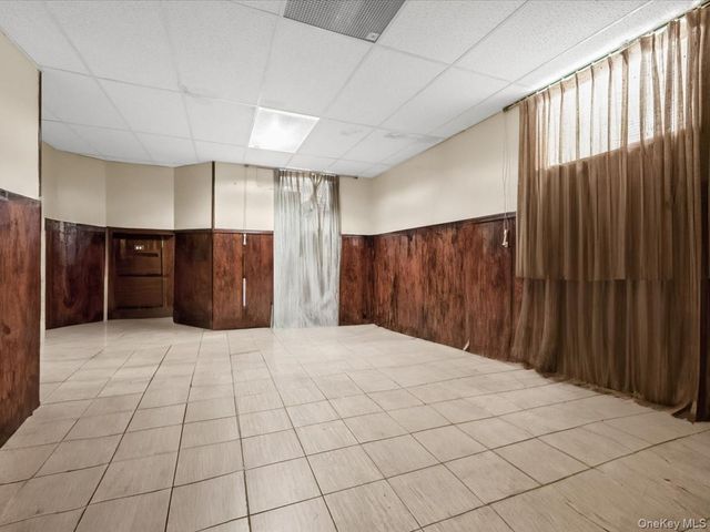 6507 181st Street, Fresh Meadows, NY 11365