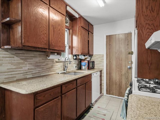 6507 181st Street, Fresh Meadows, NY 11365