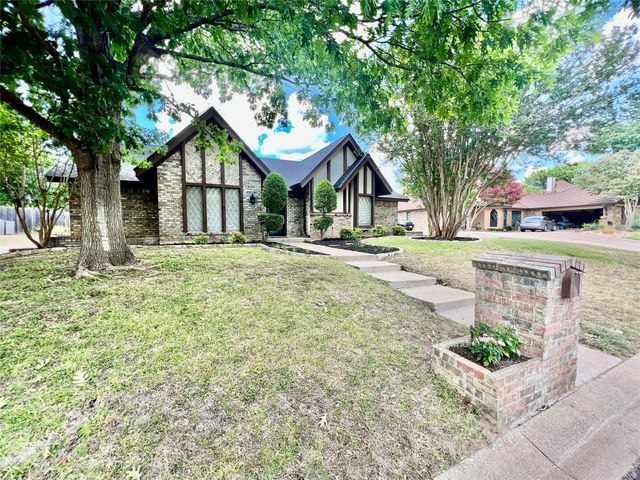 7812 Woodharbor Drive, Fort Worth, TX 76179