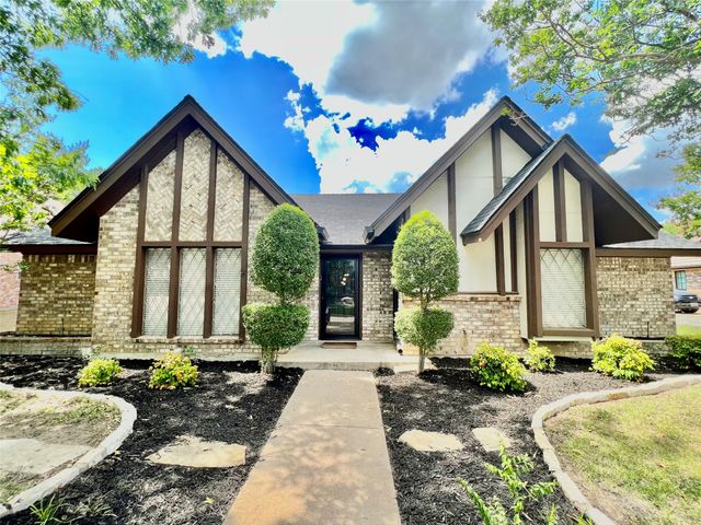 7812 Woodharbor Drive, Fort Worth, TX 76179