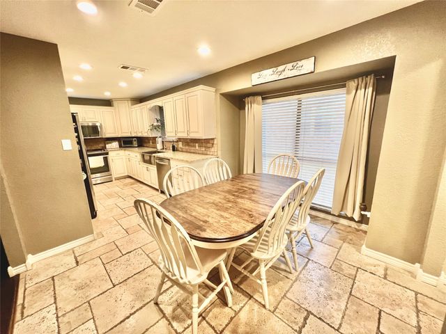 7812 Woodharbor Drive, Fort Worth, TX 76179