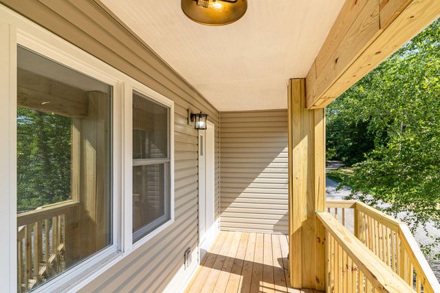 44 Vick Tree Lane, Hebron, IN 46341