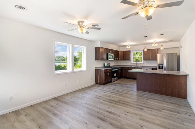 44 Vick Tree Lane, Hebron, IN 46341