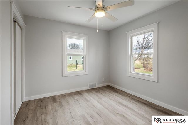 821 N 77th Street, Omaha, NE 68114