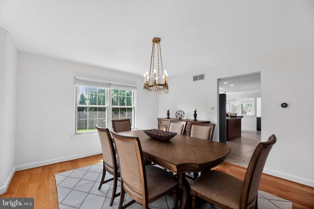2203 DERBY DR, Cinnaminson, NJ 08077
