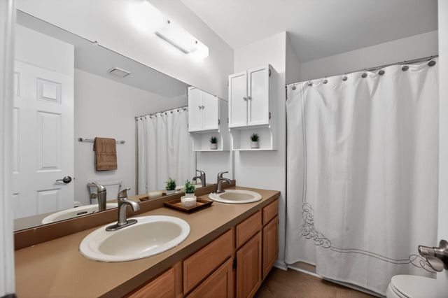 2203 DERBY DR, Cinnaminson, NJ 08077