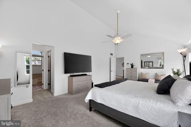2203 DERBY DR, Cinnaminson, NJ 08077
