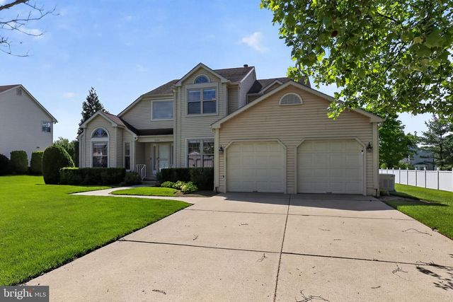 2203 DERBY DR, Cinnaminson, NJ 08077