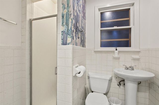 1511 Chelsea LN, Austin, TX 78704