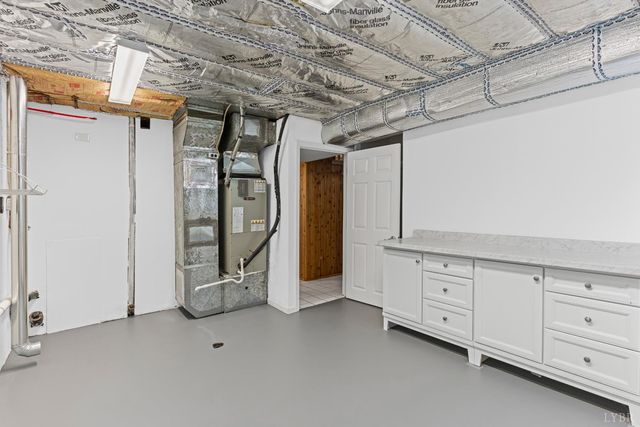 207 Merrywood Drive, Forest, VA 24551