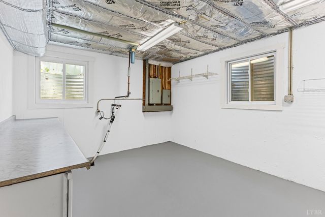 207 Merrywood Drive, Forest, VA 24551