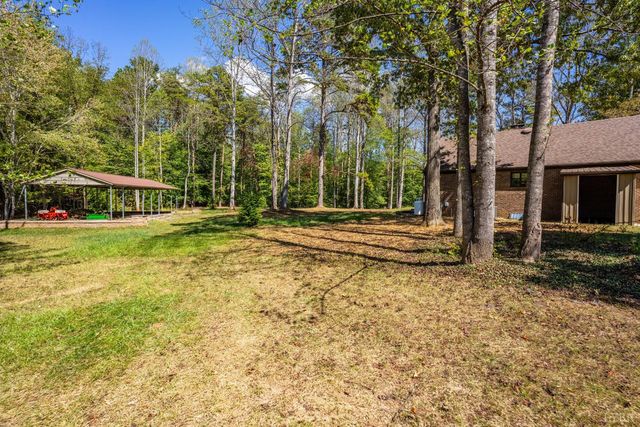 207 Merrywood Drive, Forest, VA 24551