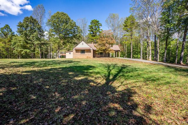 207 Merrywood Drive, Forest, VA 24551