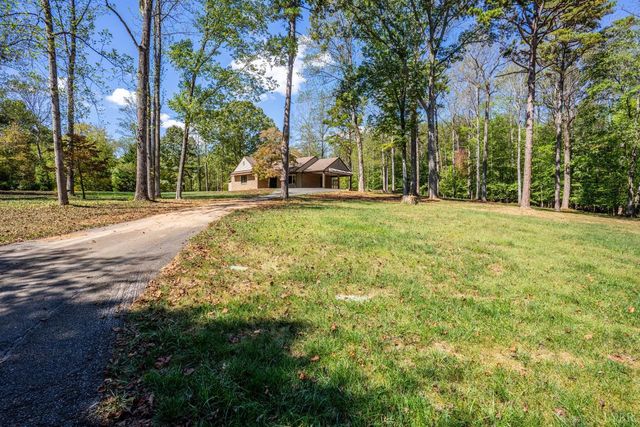 207 Merrywood Drive, Forest, VA 24551