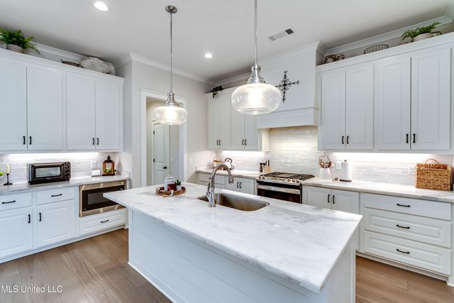 206 Bridge Court, Madison, MS 39110