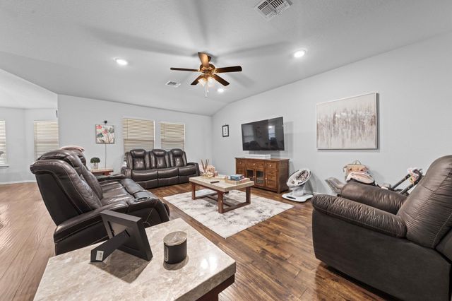 105 Ken DR, Killeen, TX 76542