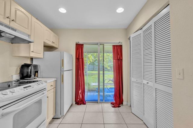 6811 2ND Street, Limestone Creek, Jupiter, FL 33458