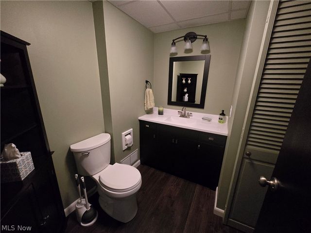 206 E 5th Street, Williamstown, WV 26187