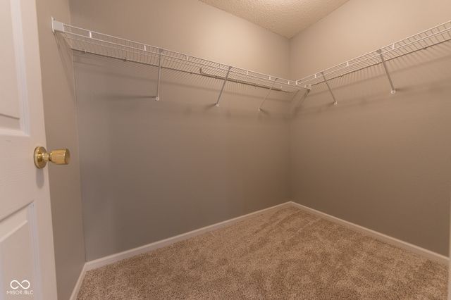 3244 Rolling Hill Drive, Columbus, IN 47201