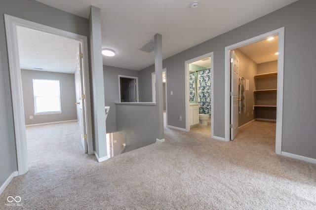 3244 Rolling Hill Drive, Columbus, IN 47201