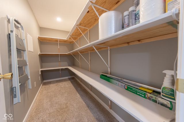 3244 Rolling Hill Drive, Columbus, IN 47201