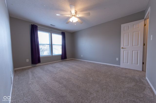 3244 Rolling Hill Drive, Columbus, IN 47201