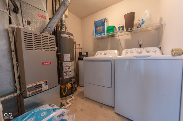 3244 Rolling Hill Drive, Columbus, IN 47201