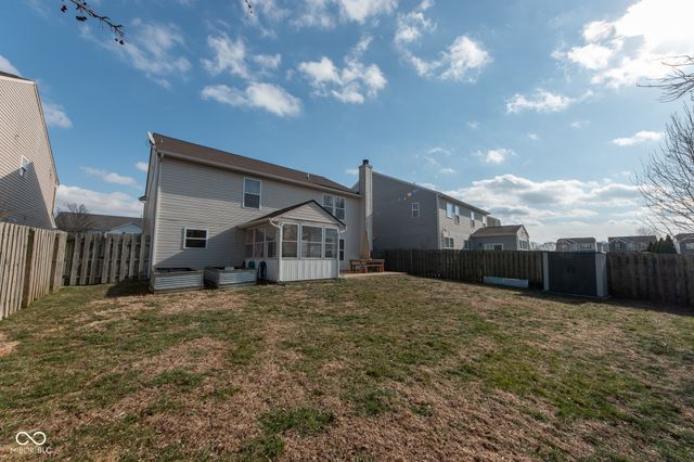 3244 Rolling Hill Drive, Columbus, IN 47201