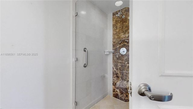 505 N Fort Lauderdale Beach Boulevard 1017, Fort Lauderdale, FL 33304