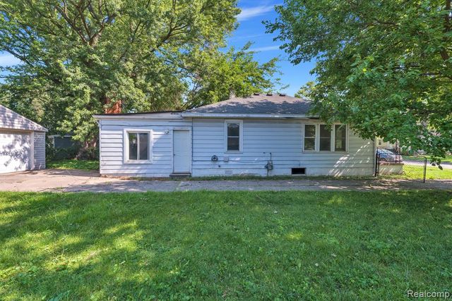 5720 Huron Street, Dearborn Heights, MI 48125