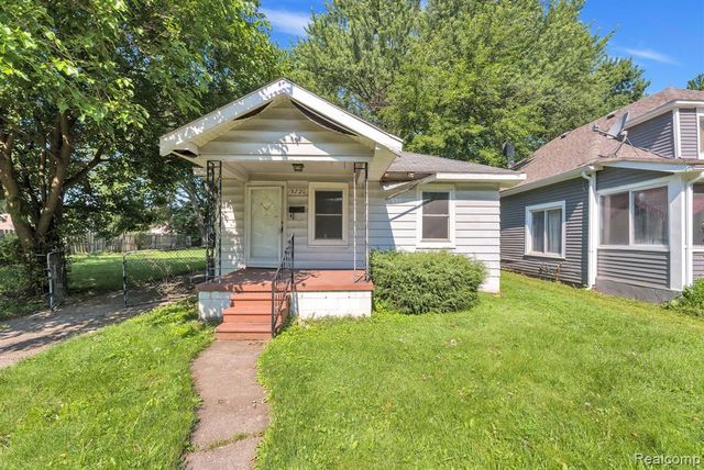 5720 Huron Street, Dearborn Heights, MI 48125