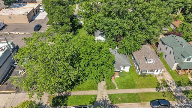 5720 Huron Street, Dearborn Heights, MI 48125